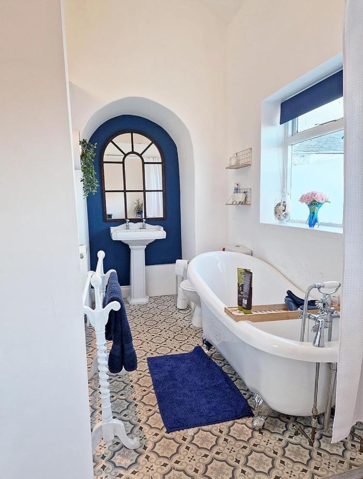 Apartament The Kings Denbigh Zewnętrze zdjęcie